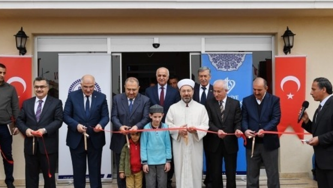 Başkan Erbaş Kur'an Kursu Açılışı Yaptı