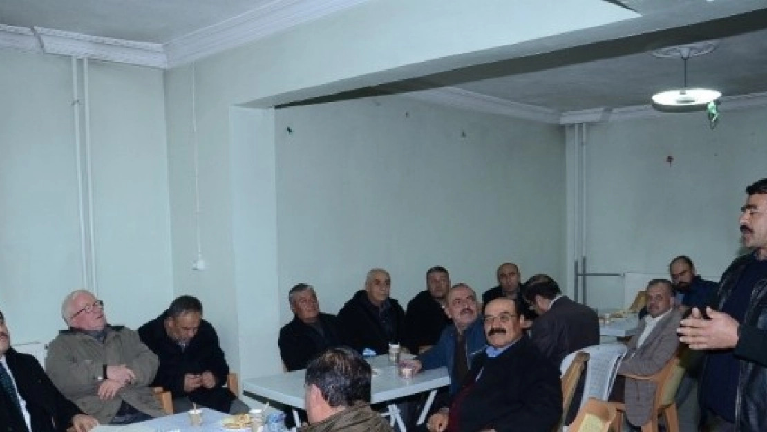 Başkan Eser vatandaşların sorunlarını dinledi