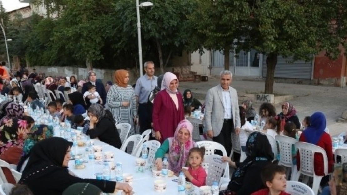 Başkan Güder İftarını Hanımınçiftliği'nde Açtı