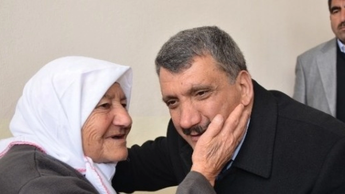 Başkan Gürkan, Anneler Günü'nü Kutladı