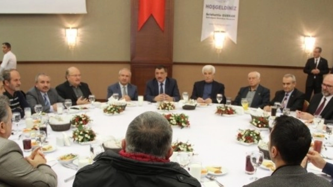 Başkan Gürkan Basın Mensuplarıyla Bir Araya Geldi