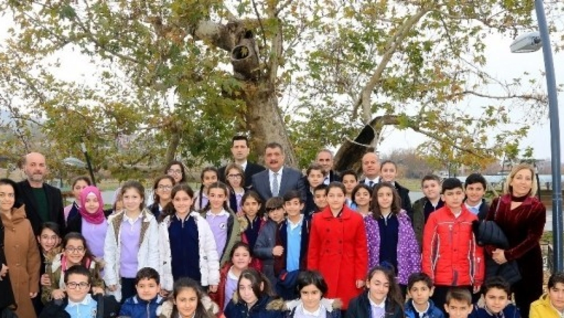 Başkan Gürkan, Çevreye Duyarlı Öğrencilerle Biraraya Geldi