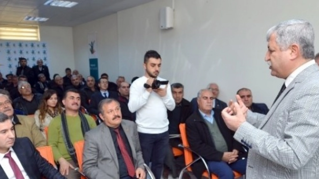 Polat Mahalle Muhtarlarıyla Bir Araya Geldi