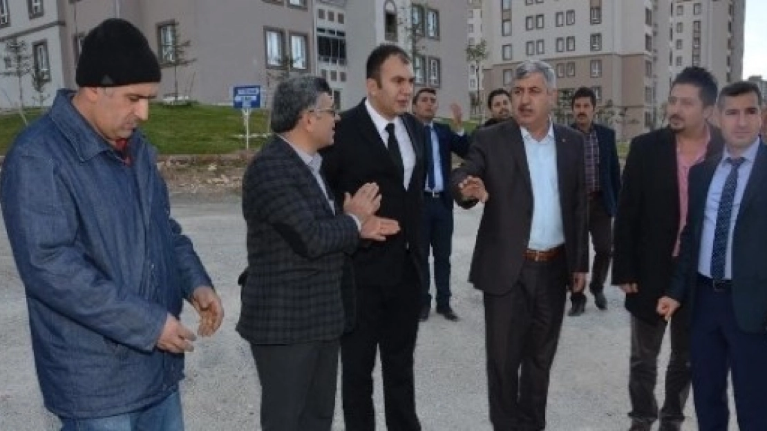 Başkan Polat, TOKİ Bölgesinde İncelemelerde Bulundu