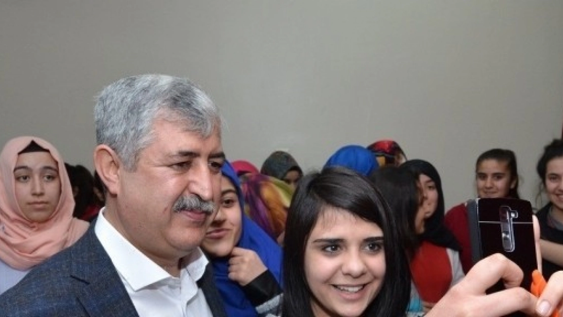 Polat'tan Öğretmenler Günü Mesajı