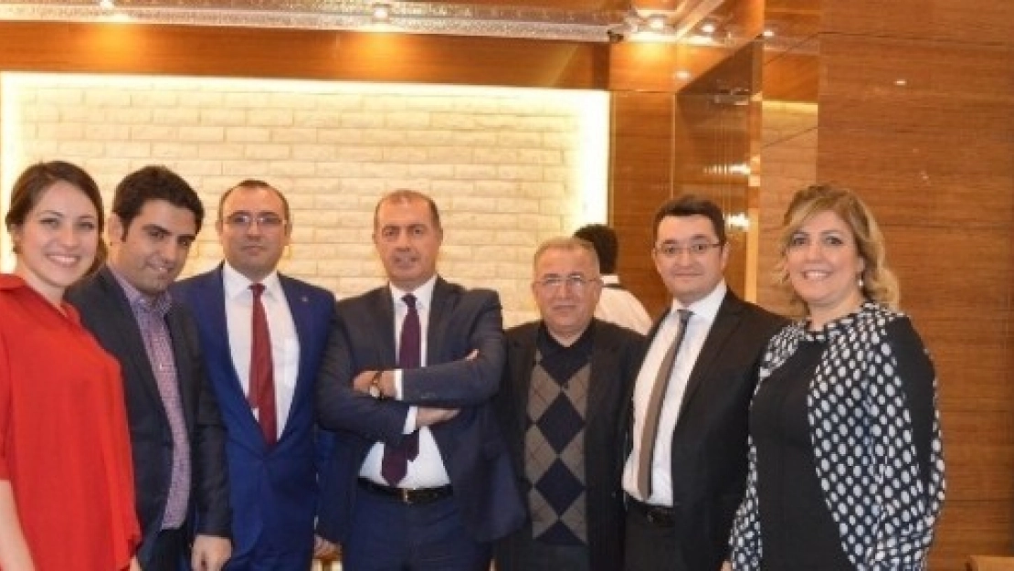 Basketbolda Başarılı Olan Öğrencilere Teşekkür Yemeği