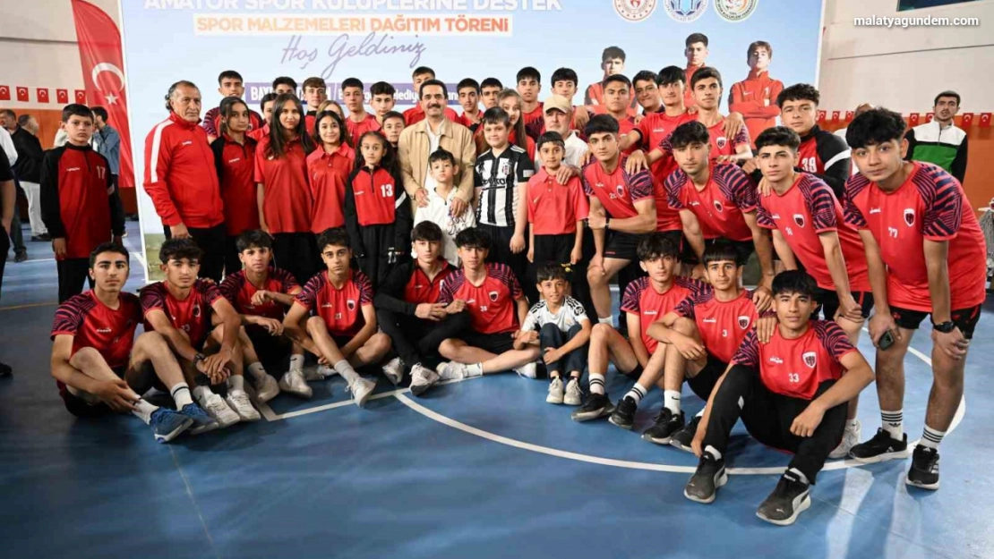 Battalgazi Belediyesi'nden amatör spor kulüplerine 4,5 milyon TL'lik destek