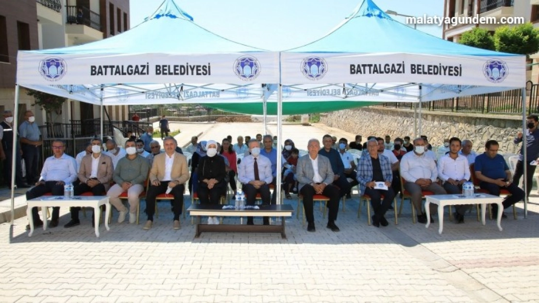 Battalgazi'deki depremzedeler köy tipi evlerine kavuştu