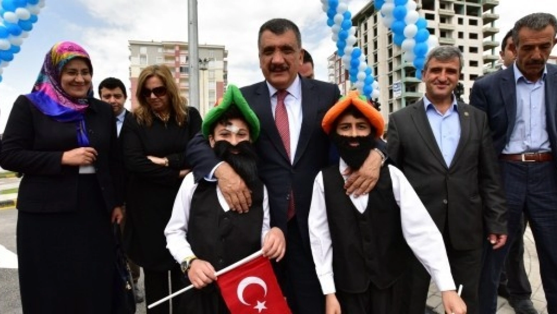 Battalgazi Belediyesi Trafik Haftasını Kutladı