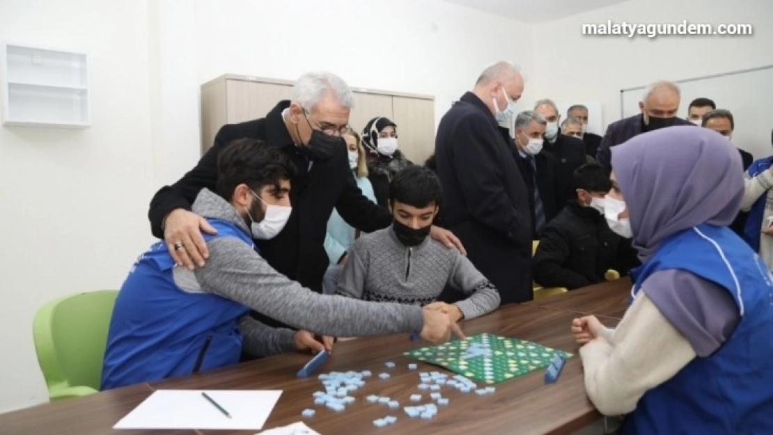 Batttalgazi'ye Gençlik Merkezi müjdesi