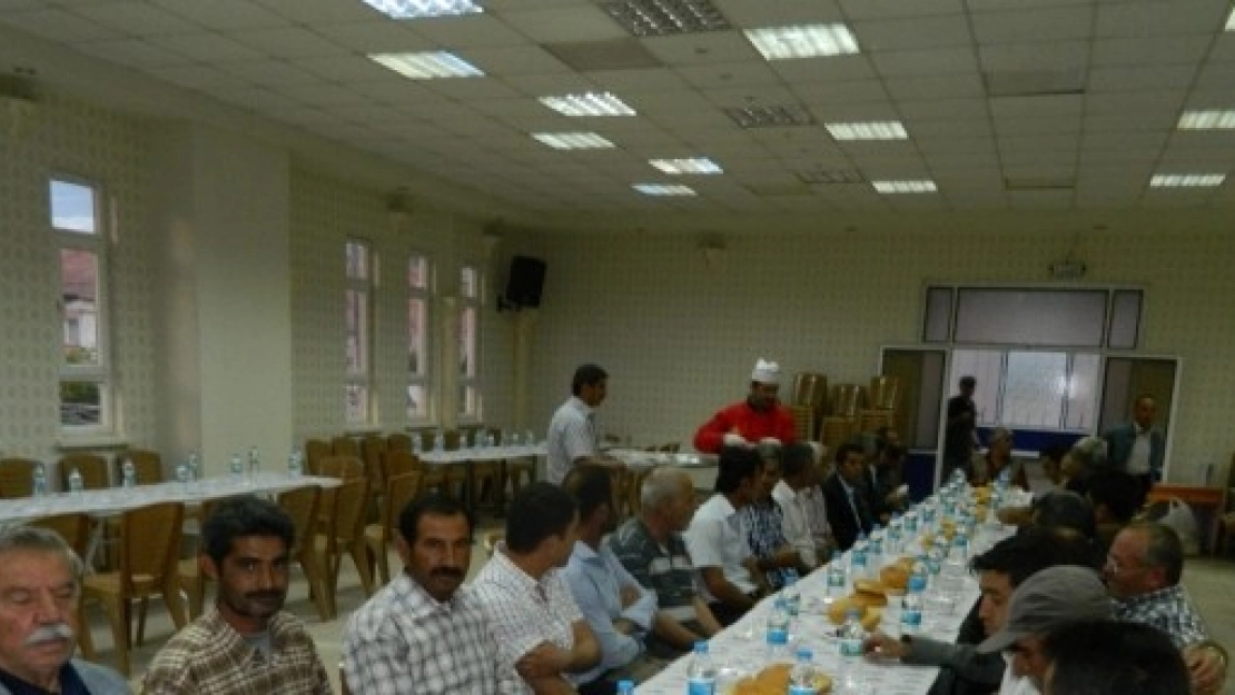 Başkan Küçük Belediye Çalışanları İle Bir Araya geldi