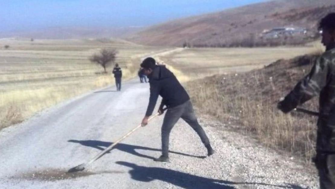 Belediye Çalışmayınca, İş Vatandaşa Düştü