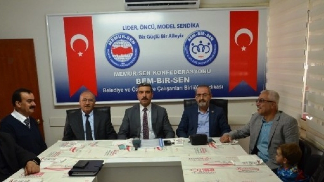 Türkiye, Ümmetin Yıkılmayan Tek Kalesidir