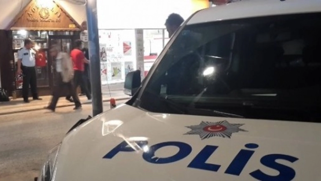 Berat Kandilinde Polisten Huzur Uygulaması