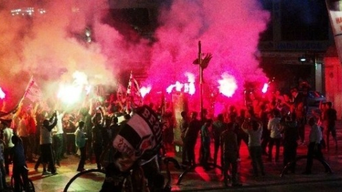 Beşiktaş'ın Şampiyonluğu Malatya'da Coşkuyla Kutlandı