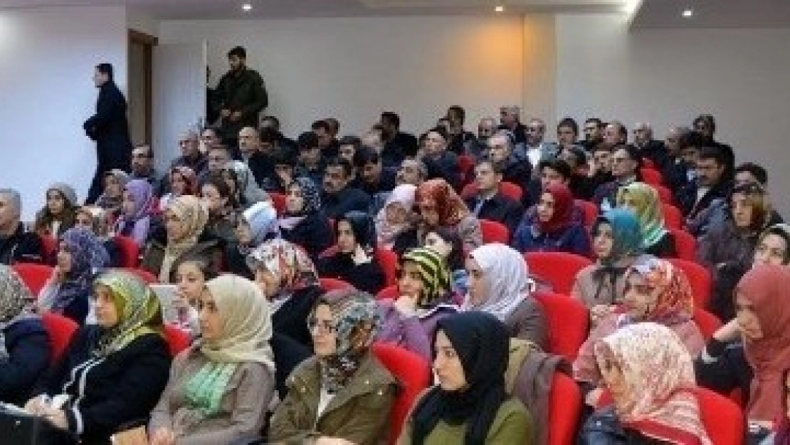 Bilsam'da, İran Devrimi Konuşuldu