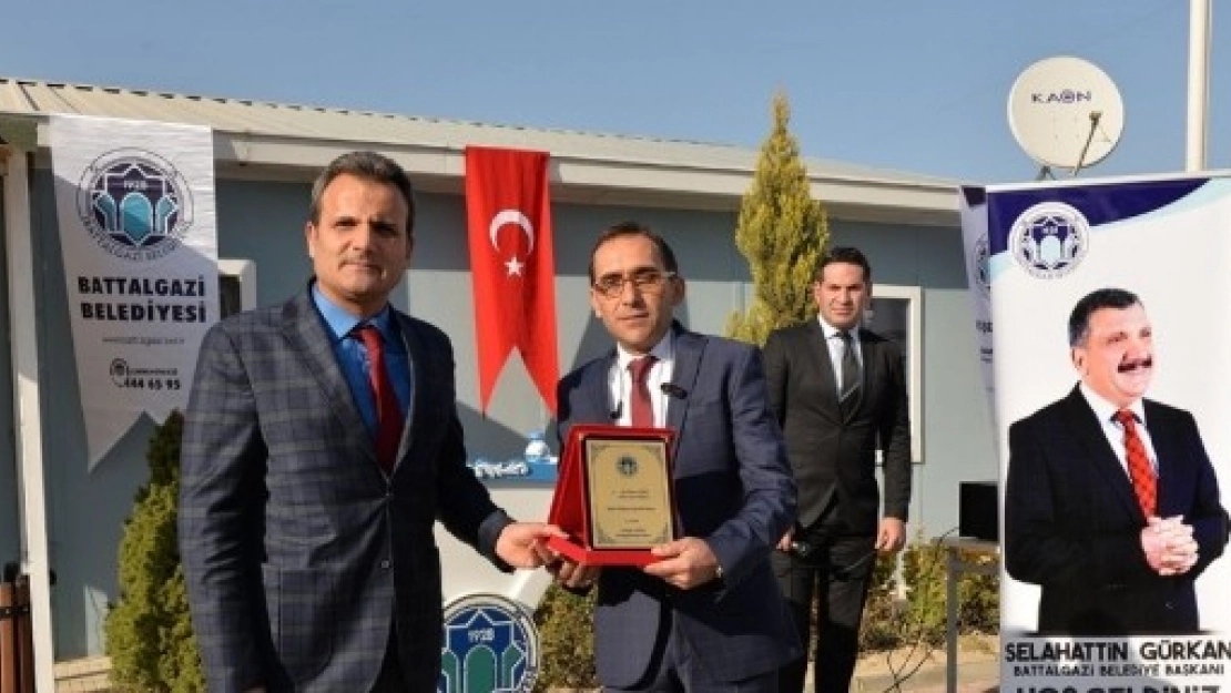 Bin 500 Fidan Toprakla Buluşturuldu