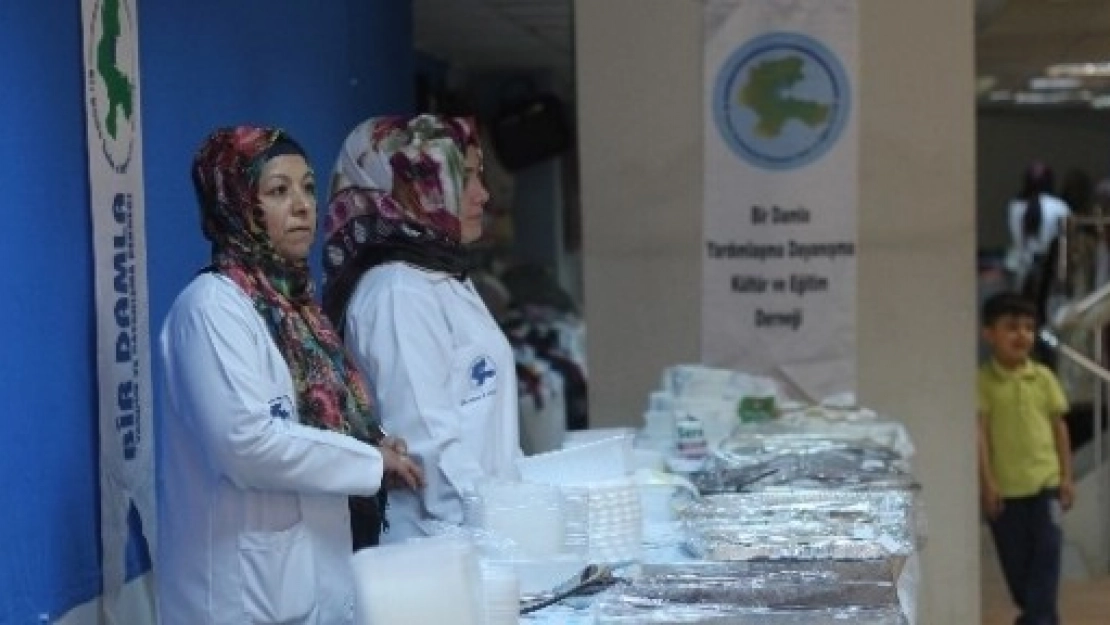 Bir Damla Yardımlaşma Derneği'nden Kermes