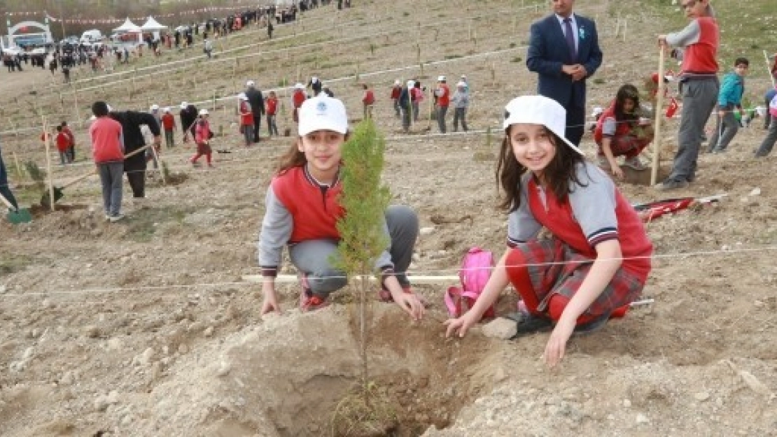 ''Bir Fidan Bir Nefes''