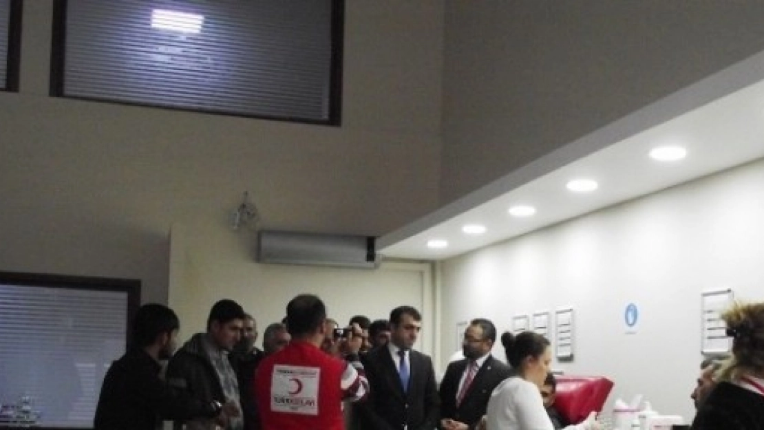 Birlik Yöneticilerinden Kan Bağışına Destek