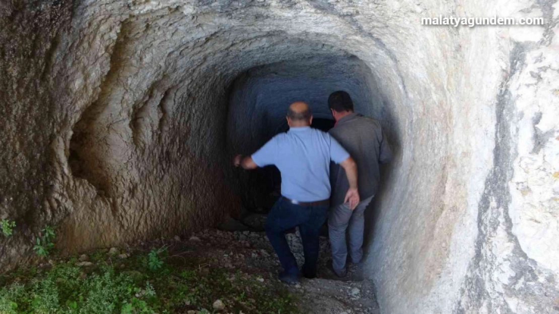 Bu mağara binlerce yıldır gizemini koruyor