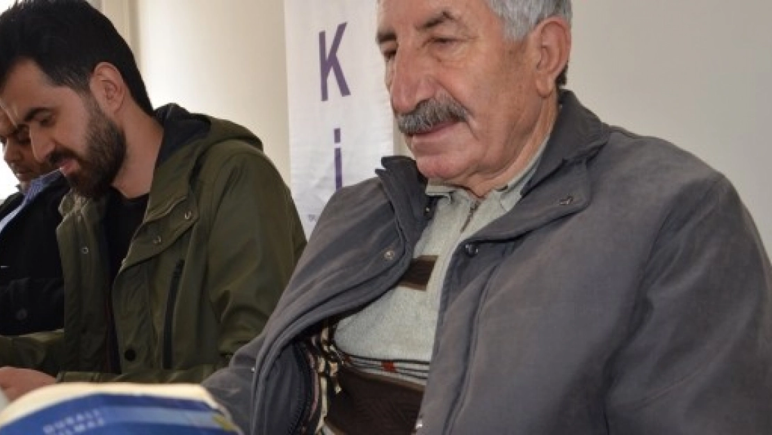 Bu Sitede 7'den 70'e Herkes Kitap Okuyor