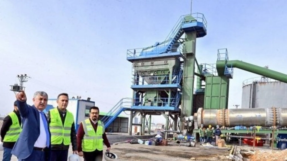 Bu Yıl Hedef 100 Bin Ton Asfalt Üretimi