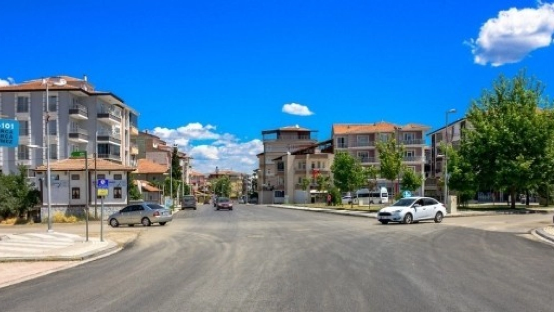 Büyükşehir Bayram Öncesi Asfaltlamaya Hız Verdi