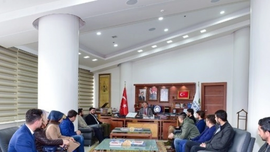Büyükşehir Belediyesi Gençleri Önemsiyor
