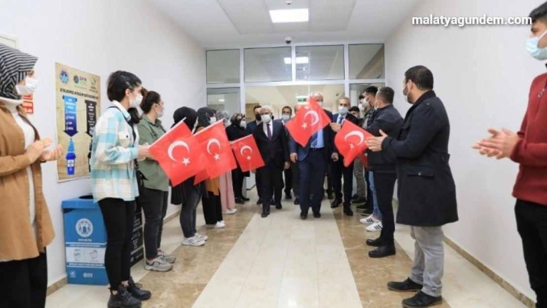 Çanakkale ruhu Battalgazi Belediyesi'nde yaşatıldı
