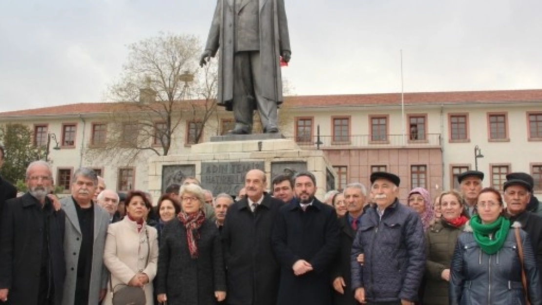 CHP İnönü'yü Ölüm Yıldönümünde Andı