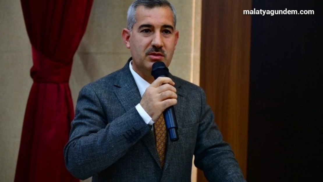 Çınar, 2.muhtarlar akademisinin açılış programına katıldı