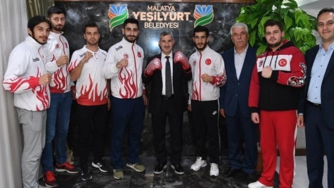 Çınar, Milli Takım Sporcularını Ağırladı