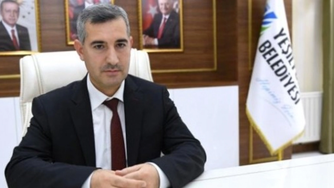 Çınar'dan Öğretmenler Günü Kutlaması