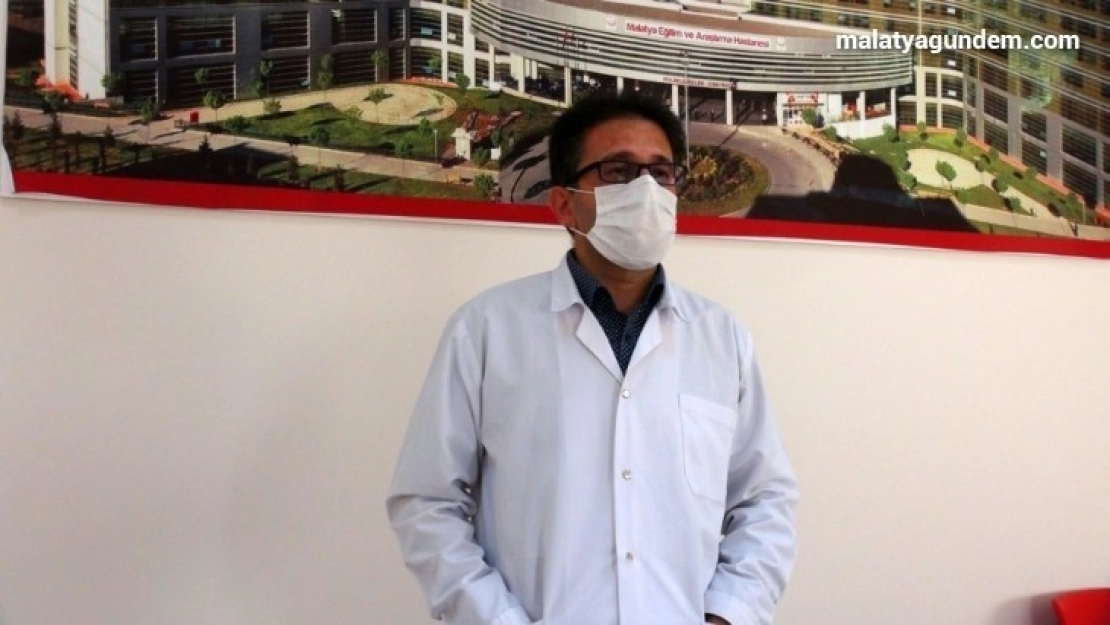 Covid-19 hastalarını tedavi eden doktor koronayı yendi