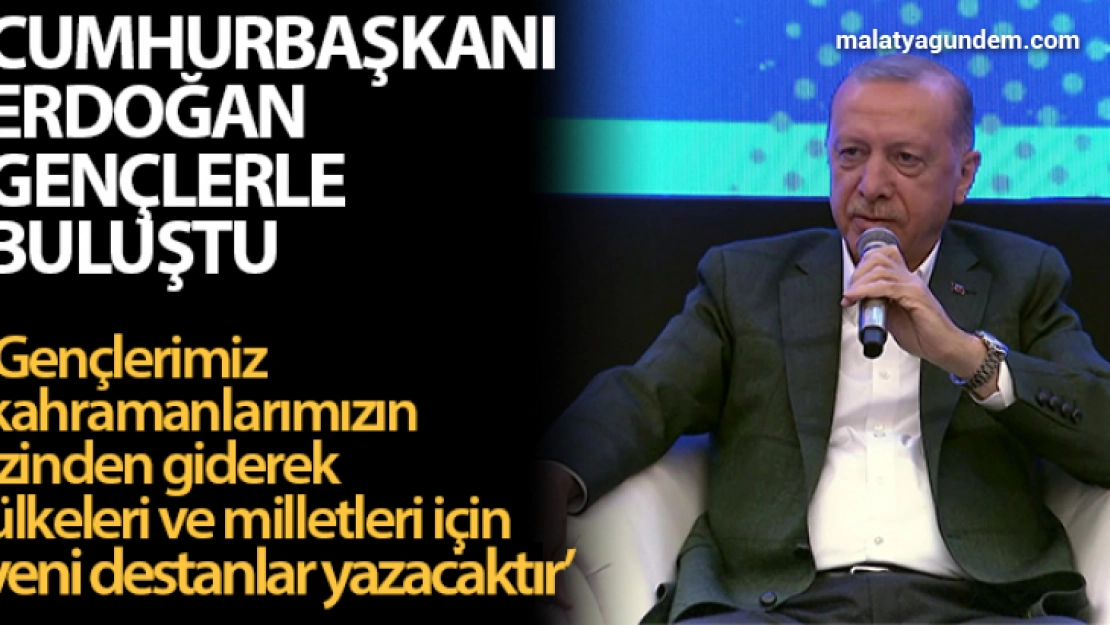 Cumhurbaşkanı Erdoğan, Truva Müzesi'nde Ezineli Yahya Çavuş Belgeseli Galası'nda gençler ile buluştu
