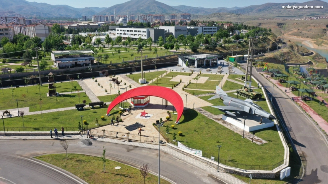 Depremde hasar alan müzeler yeniden ziyarete açıldı