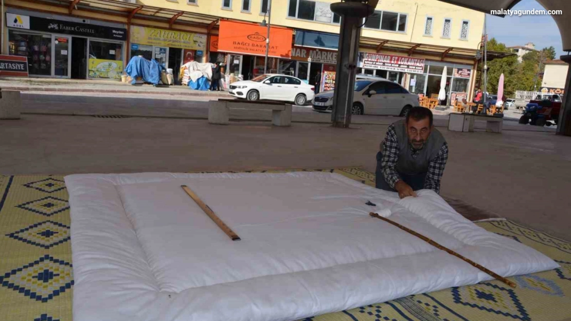 Depremzede yorgancı, çalışacağı bir konteyner iş yeri istiyor