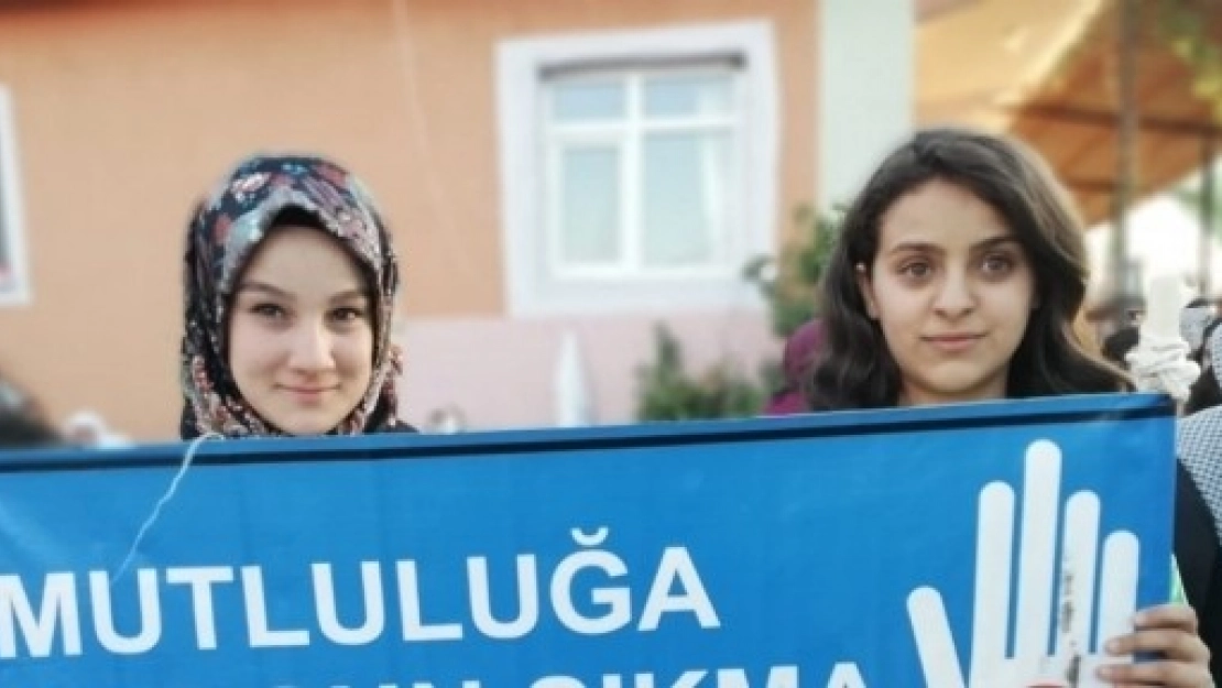 Düğünde Kadına Şiddete Dikkat Çektiler
