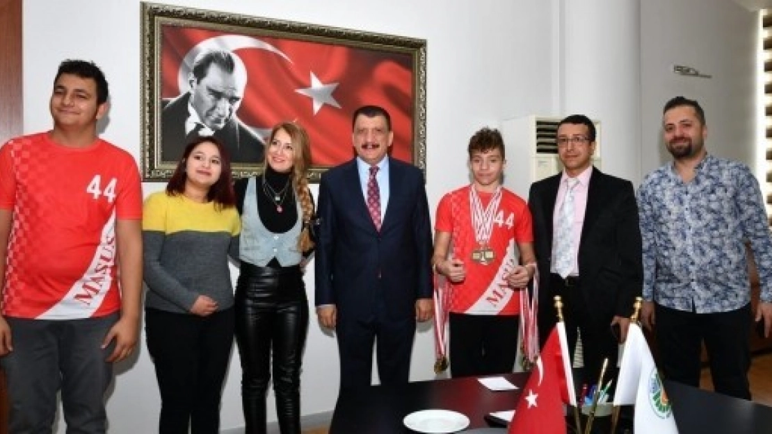 Engelli Sporculardan Gürkan'a Ziyaret