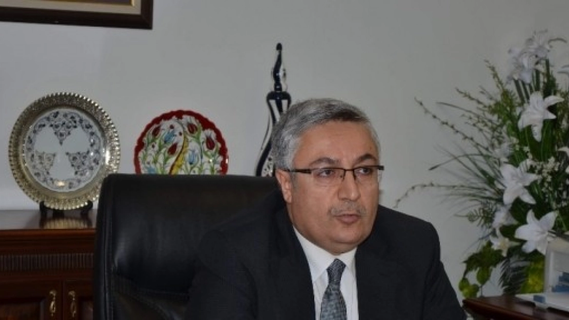 Hulusi Boyraz,Birlik Vakfı Üyeleriyle Bir Araya Geldi