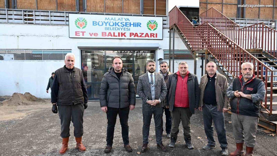 Et ve balık pazarı esnaflarından Başkan Gürkan'a teşekkür