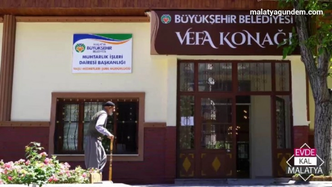 Ferdi Tayfurlu klip ile evde kal mesajı
