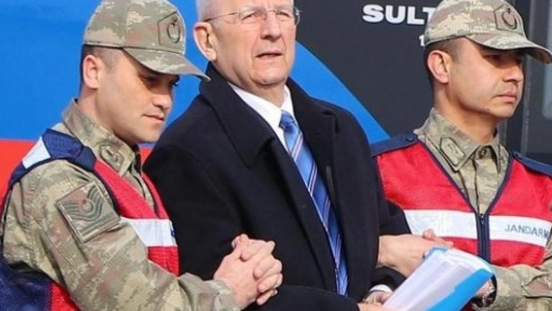FETÖ'nün  Bir Numaralı Sanığı Savunma Yapıyor