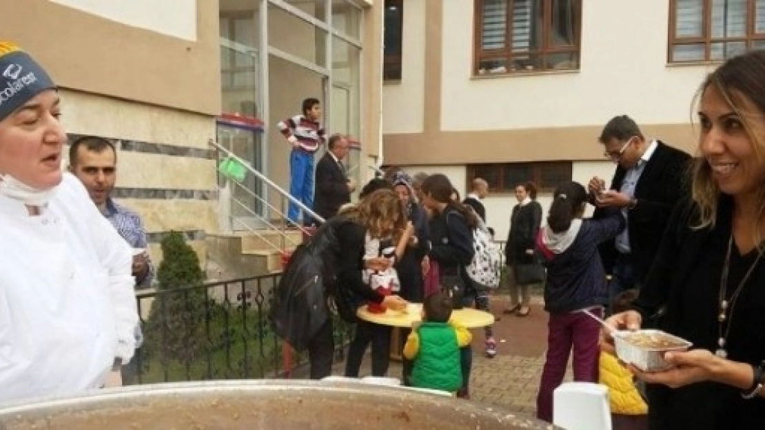 Final Okullarında Aşure Etkinliği