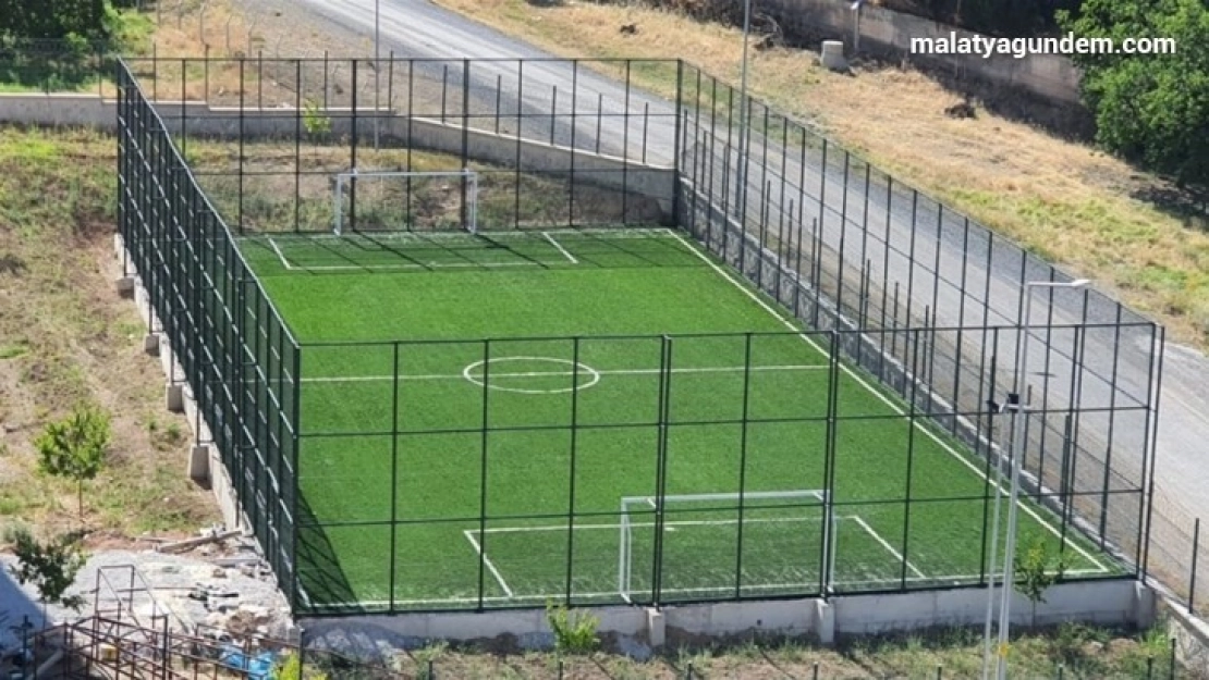 Futbol, voleybol ve basketbol sahalarının yapımı tamamlandı