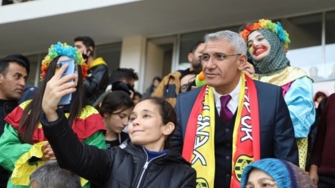 Güder Kupa Maçında Özel Çocuklarla