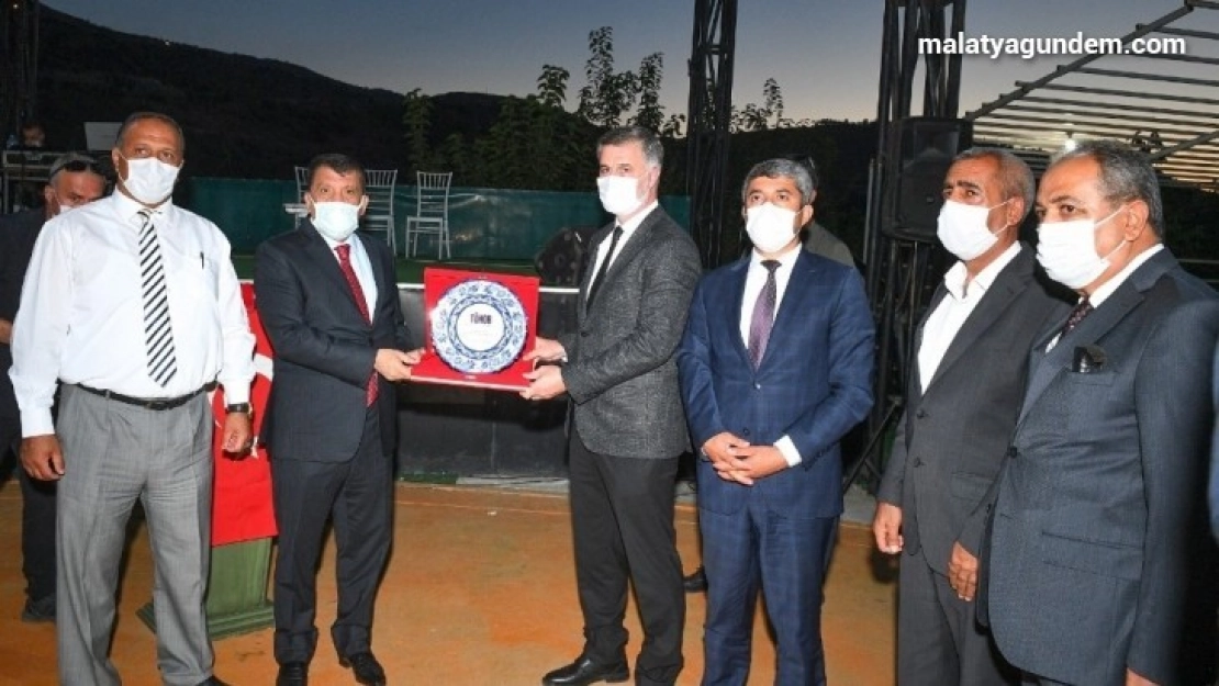 Gürkan, özel halk otobüsü esnafları ile bir araya geldi
