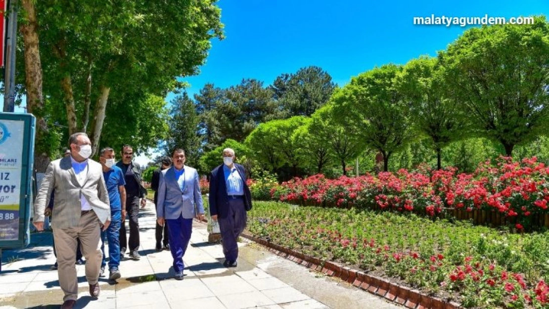 Gürkan, Sümerparkta incelemelerde bulundu