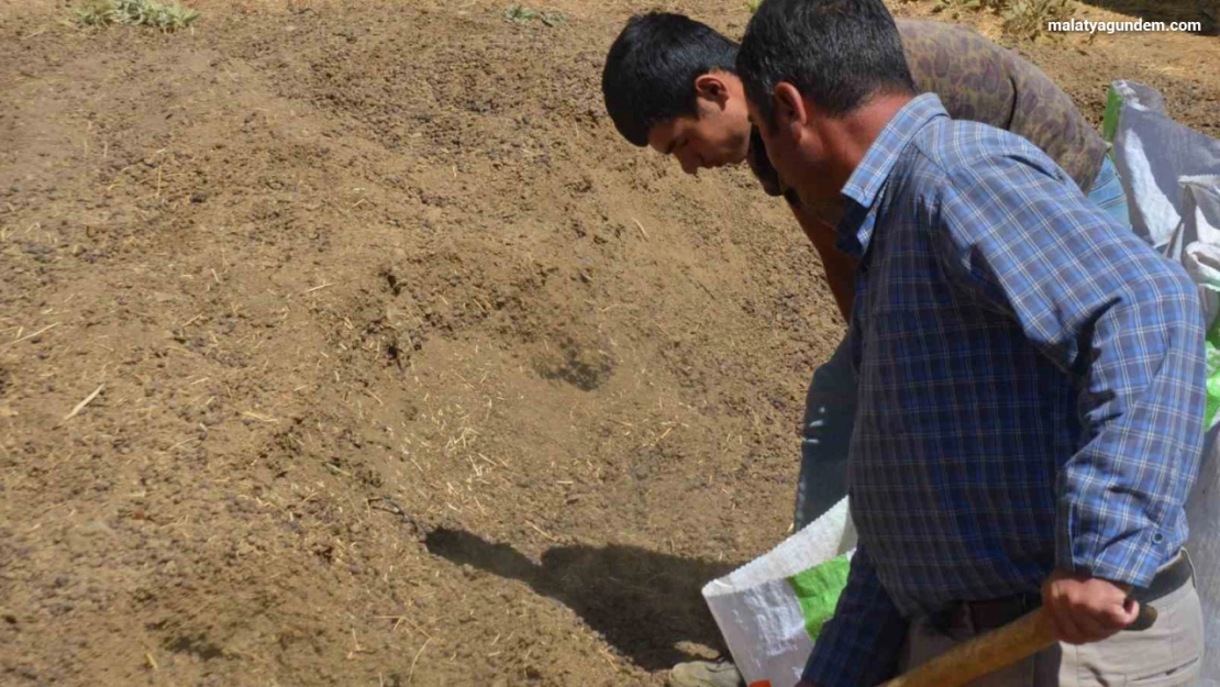 Hayvan yetiştiricilerinin yeni gelir kapısı gübre satışı